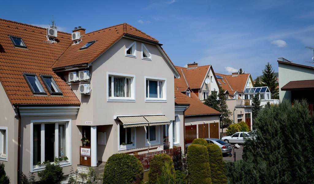 Vincze Vendeghaz Lägenhet Eger Exteriör bild